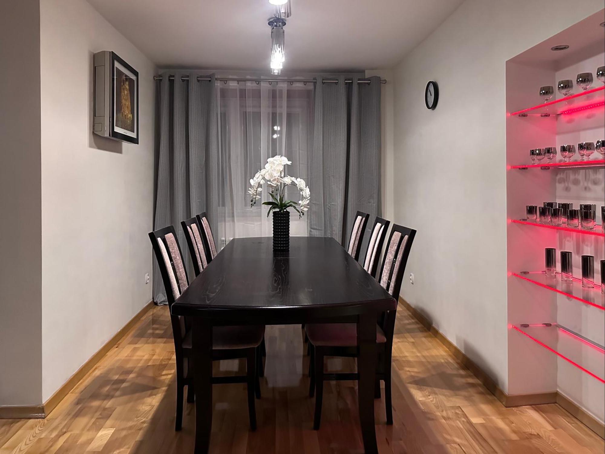 Large, Luxury Condo With Sauna Przemyśl Eksteriør bilde