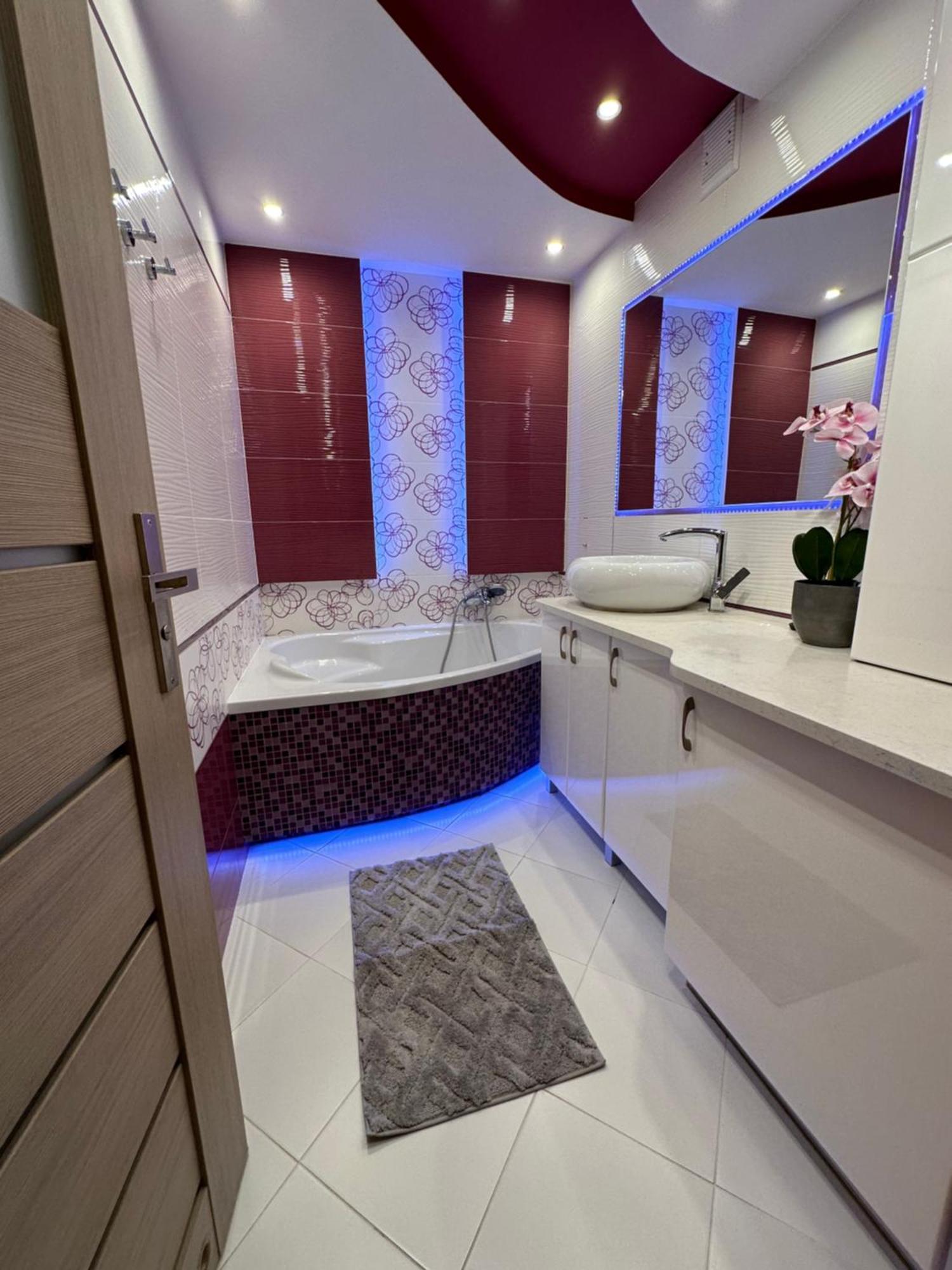 Large, Luxury Condo With Sauna Przemyśl Eksteriør bilde